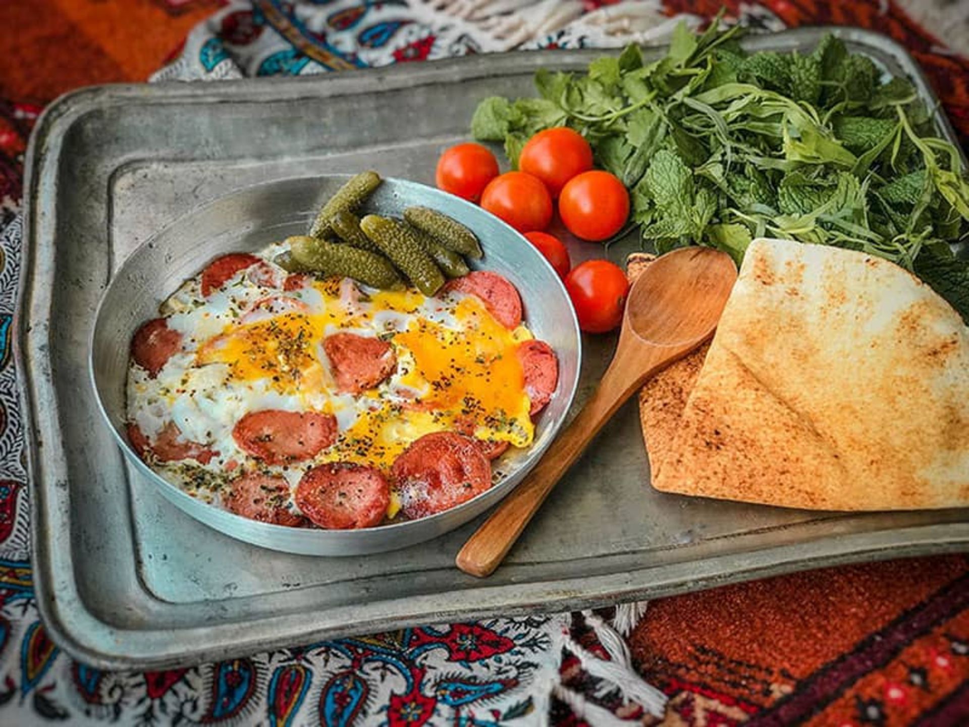 سوسیس تخم مرغ