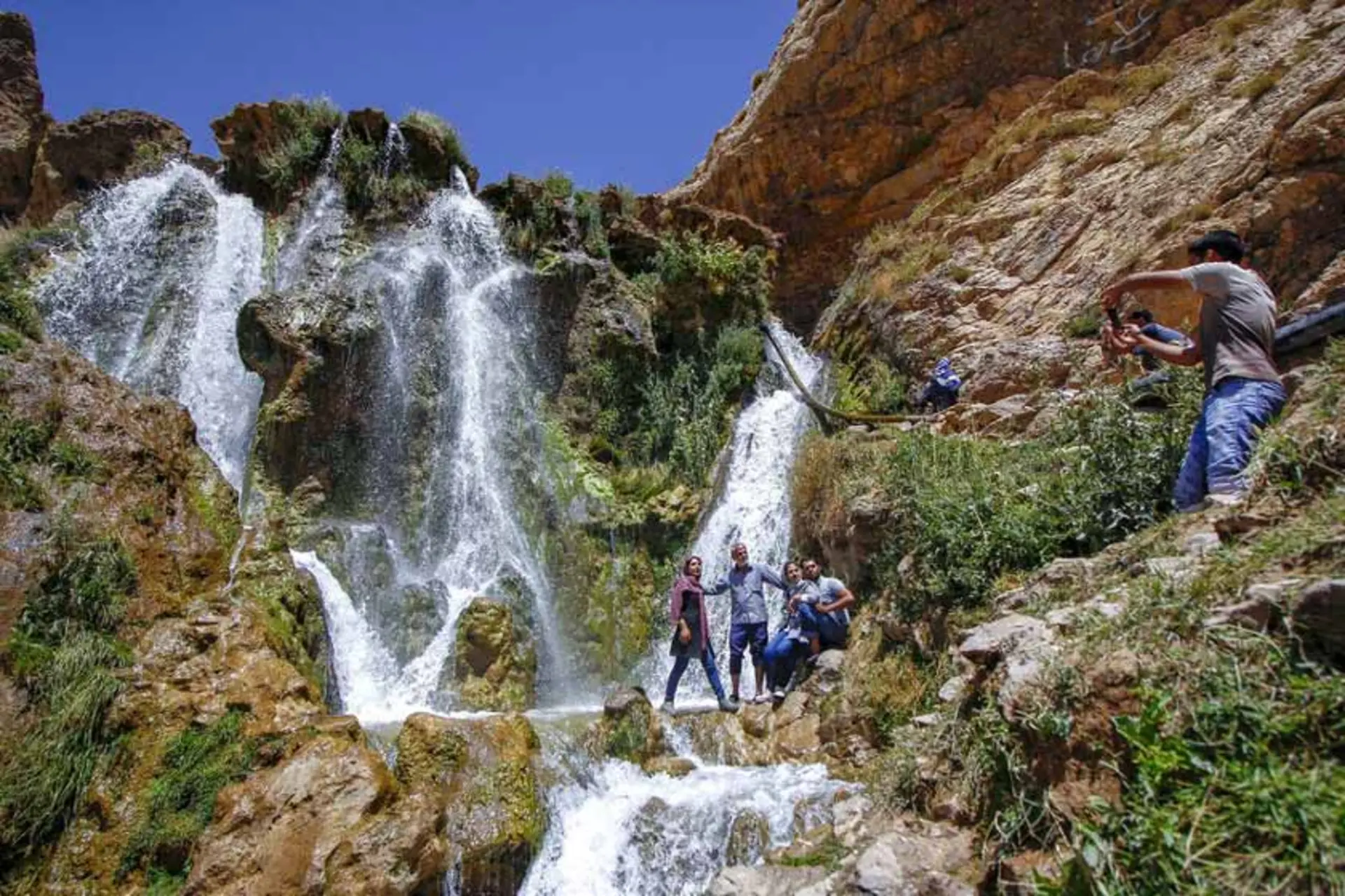 آبشار شیخ علی خان