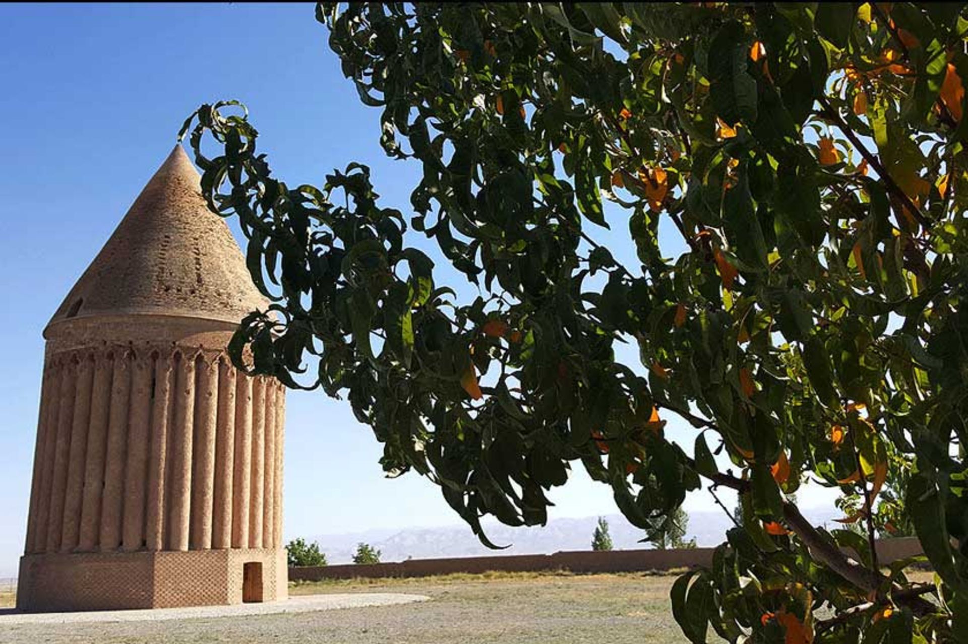 برج میل رادکان چناران