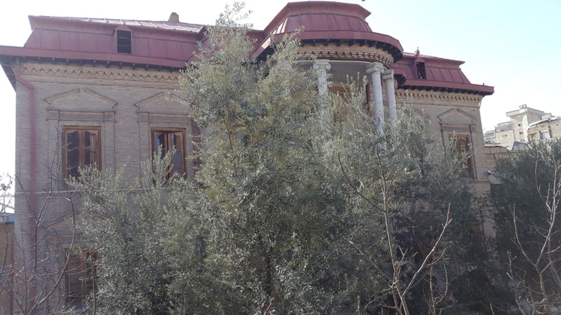 عمارت مشیرالدوله در خیابان لاله زار