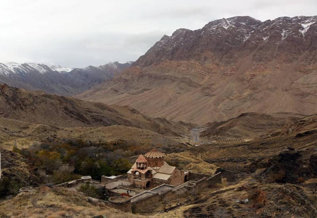 کلیسای سنت استپانوس در میان کوه