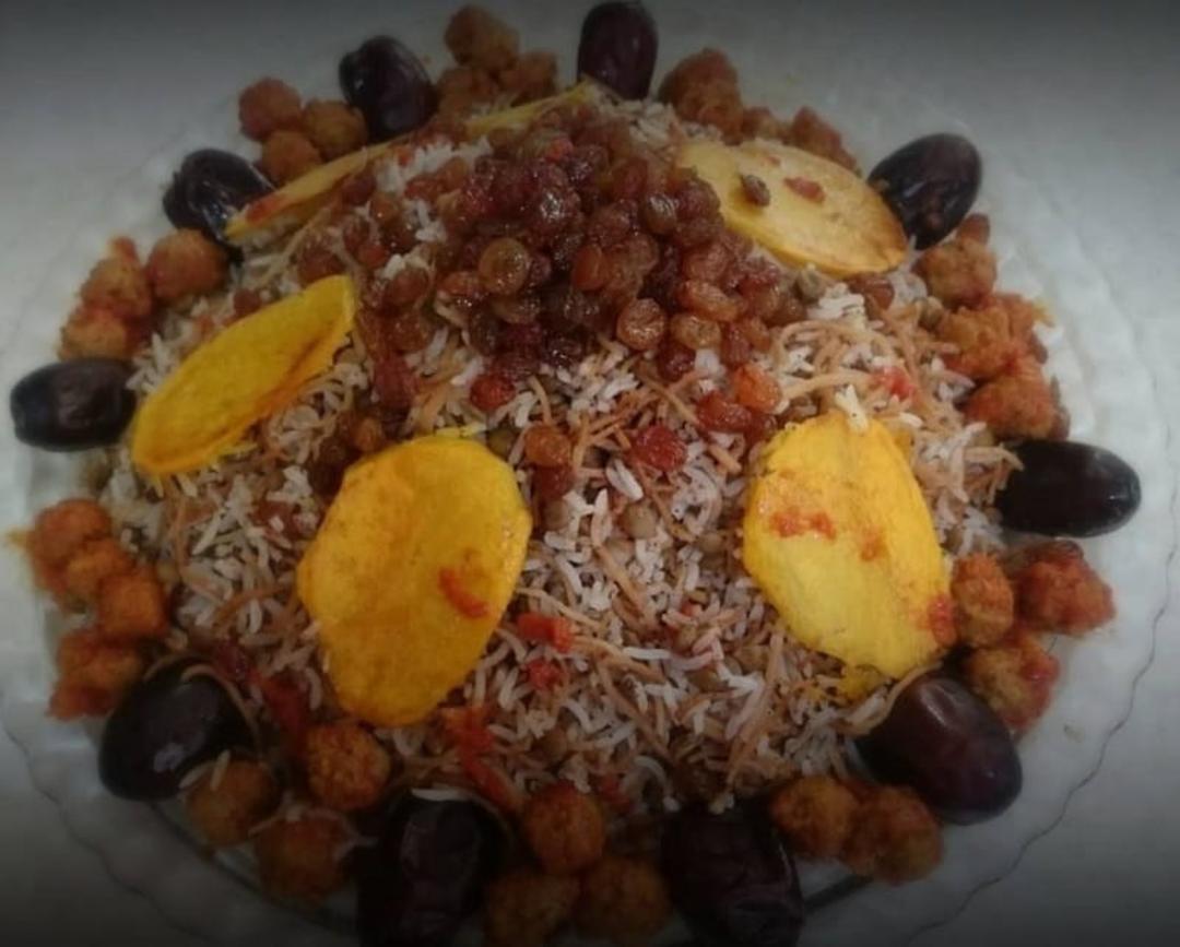 رشته پلو با گوشت قلقلی