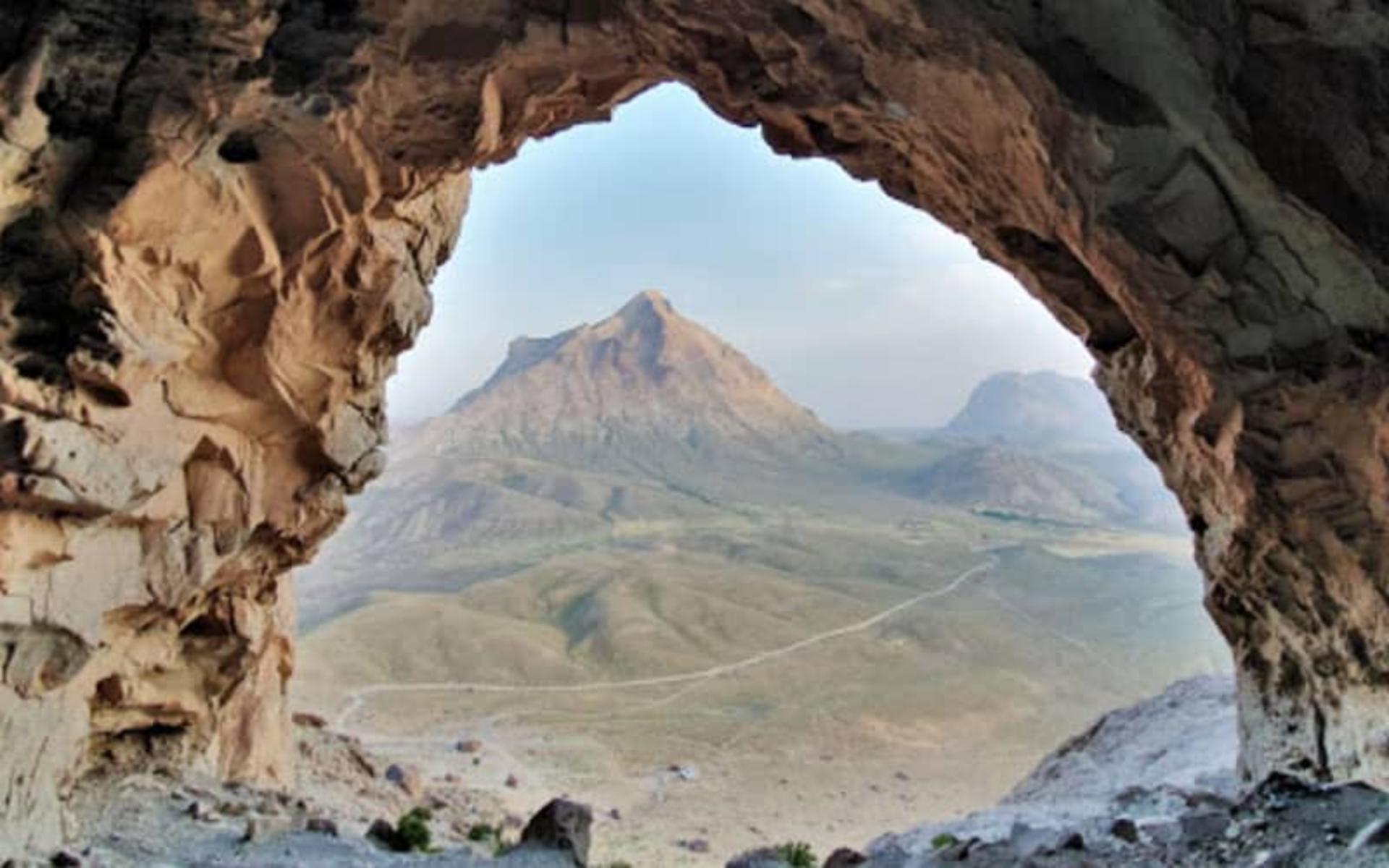غار ایوب