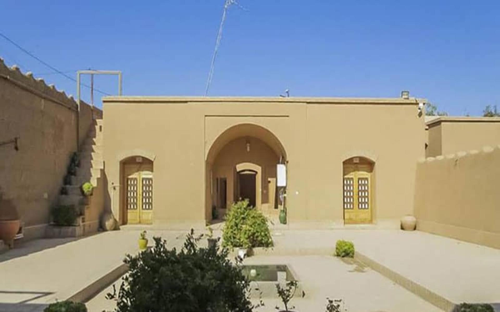 باغ پهلوان پور مهریز