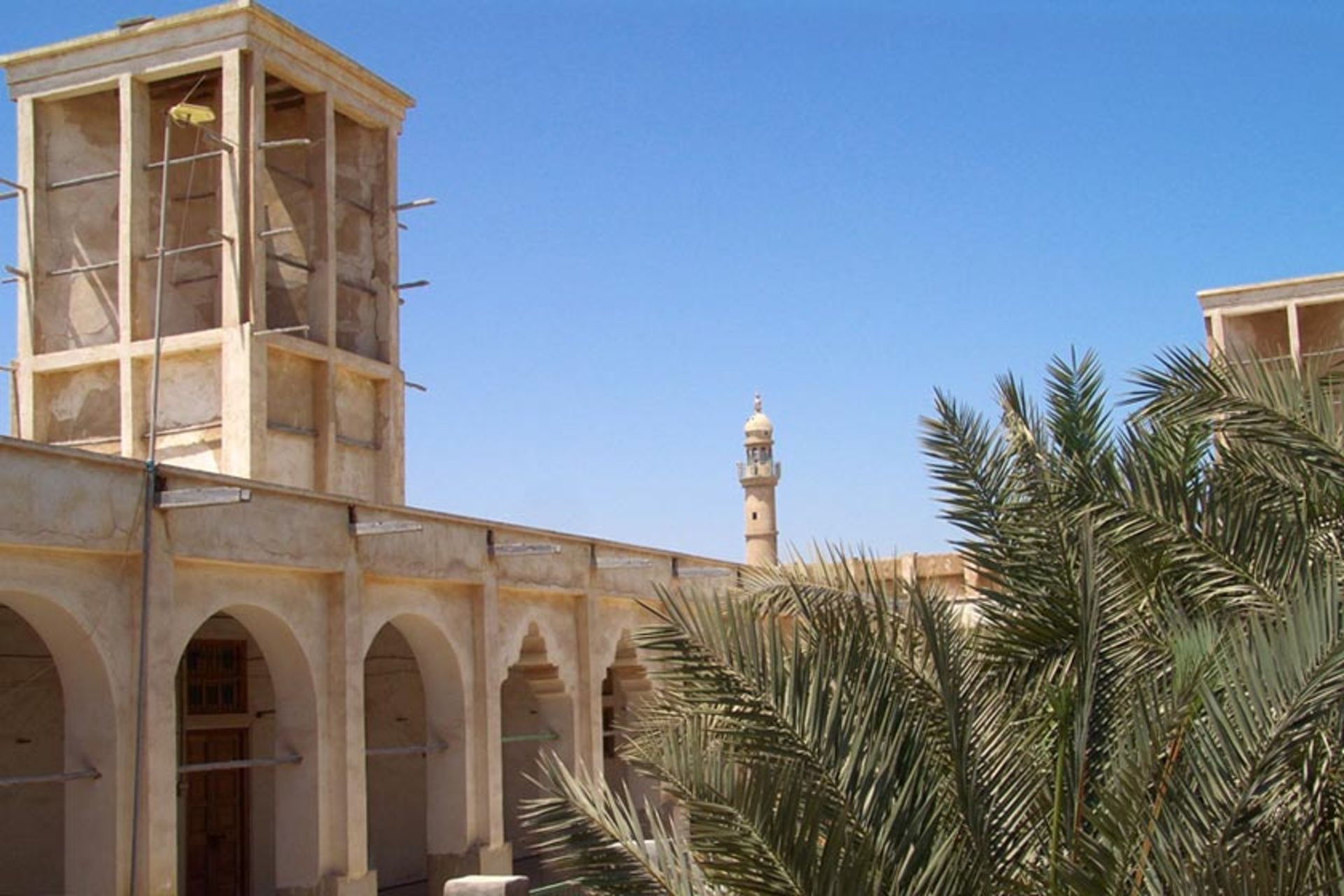 بادگیر خانه گلبتان بندرلنگه