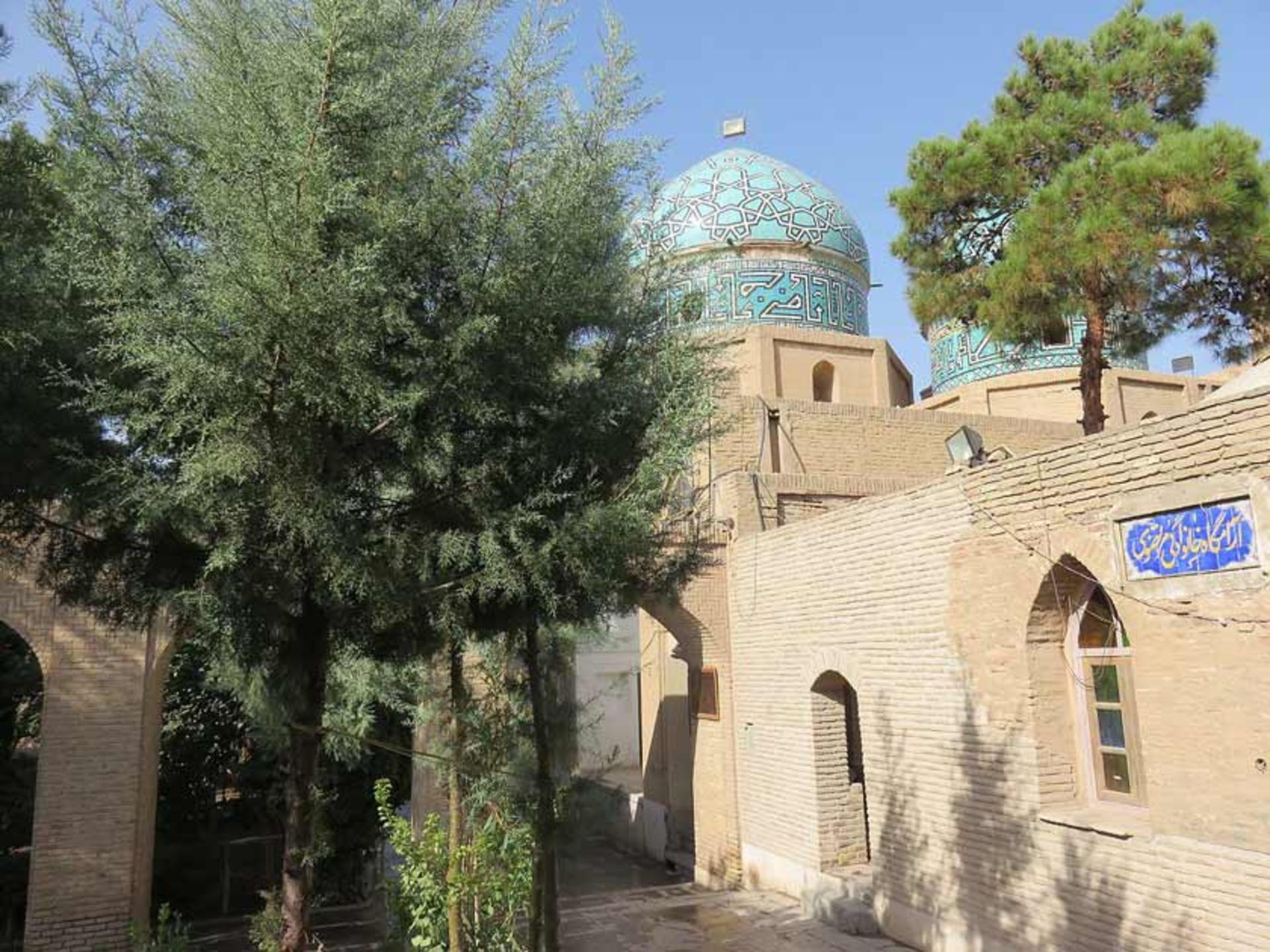 گنبد مشتاقیه کرمان