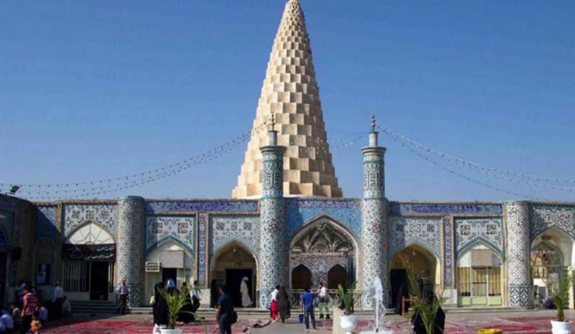 صحن آرامگاه دانیال نبی شوش