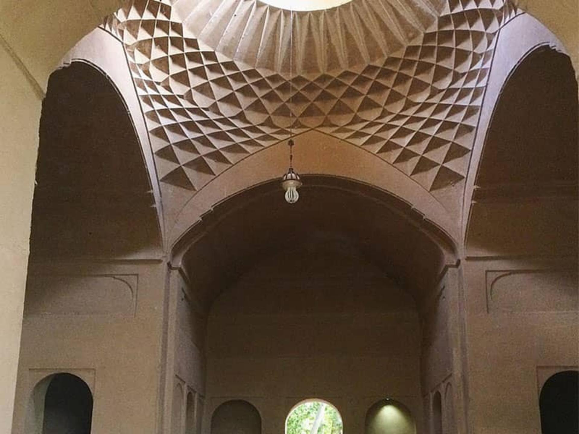 باغ پهلوان پور مهریز