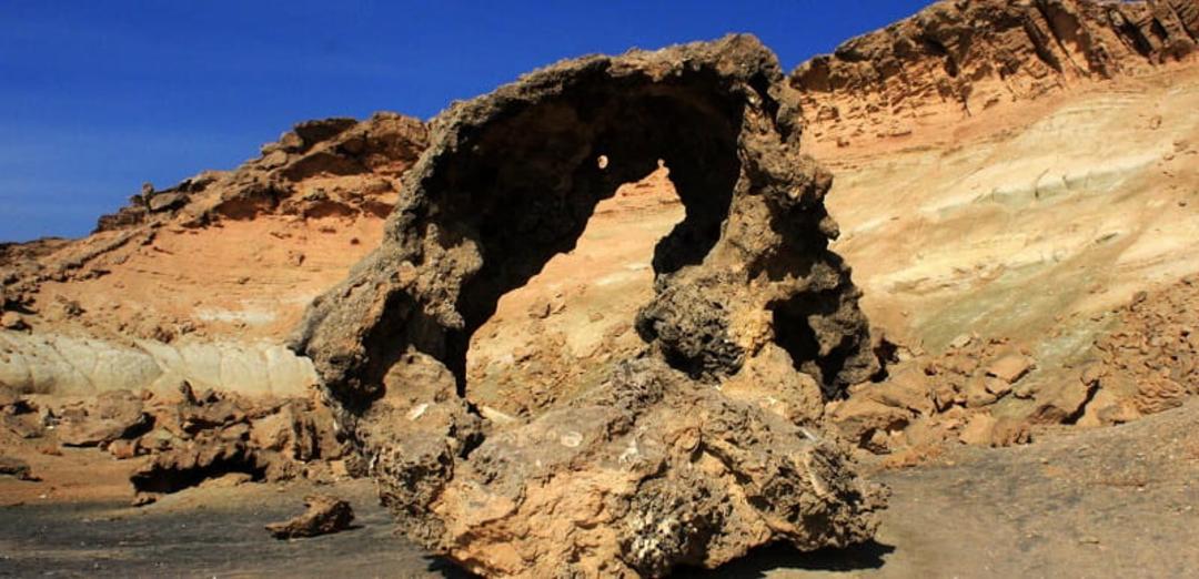 دره مجسمه هرمز
