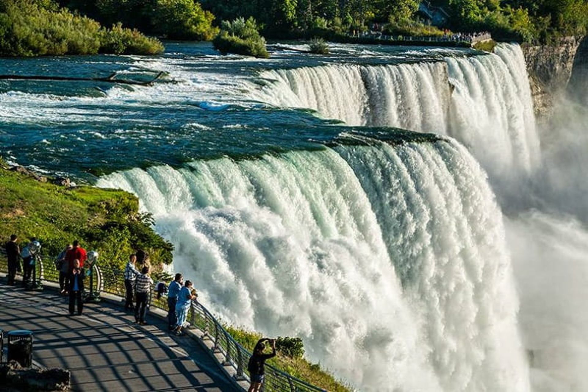 تشخیص آبشارهای مختلف نیاگارا