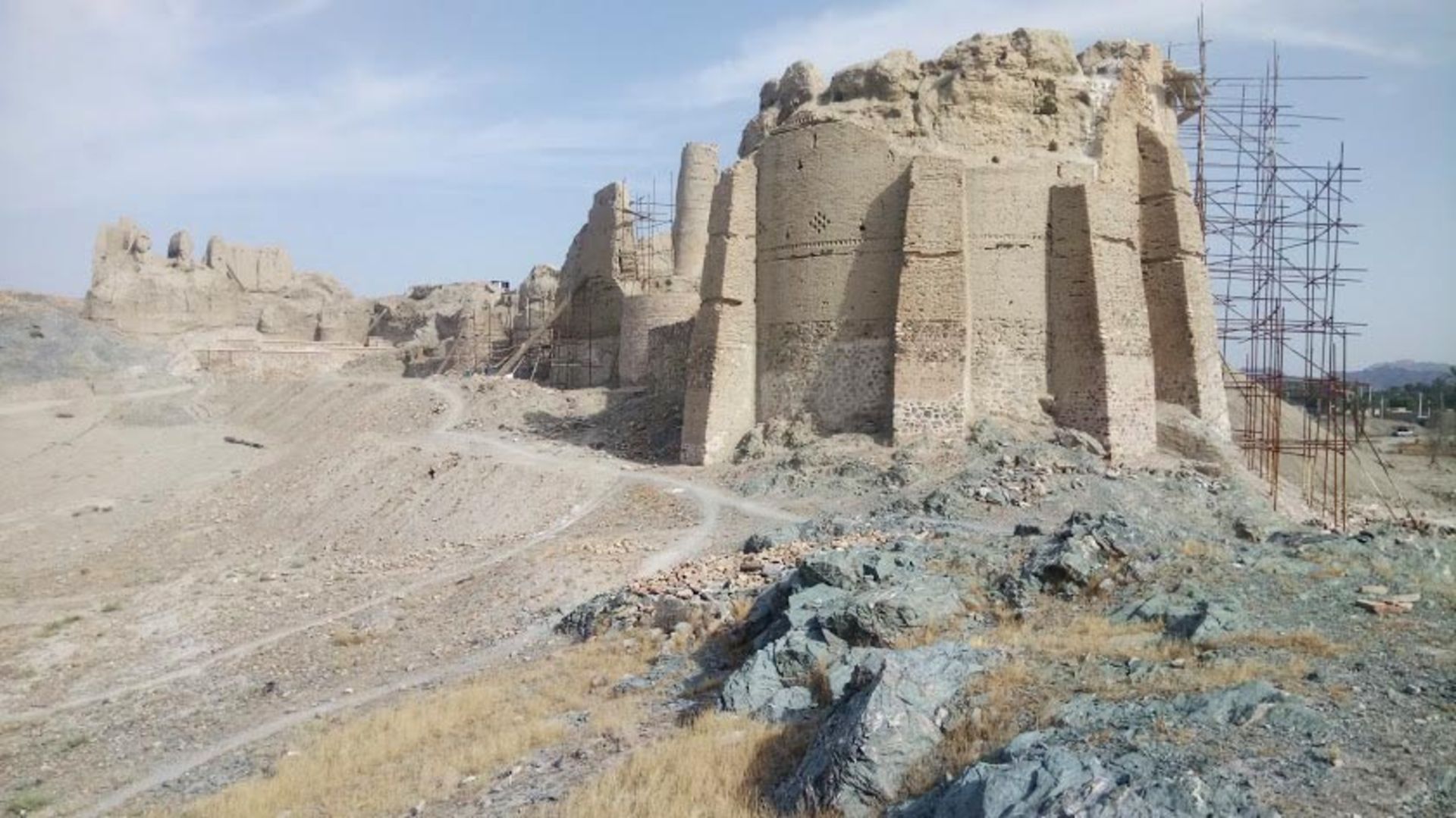 مرمت بنای تاریخی قلعه منوجان
