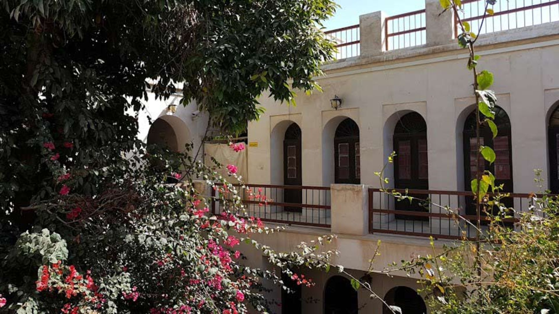 عمارت گلشن بوشهر