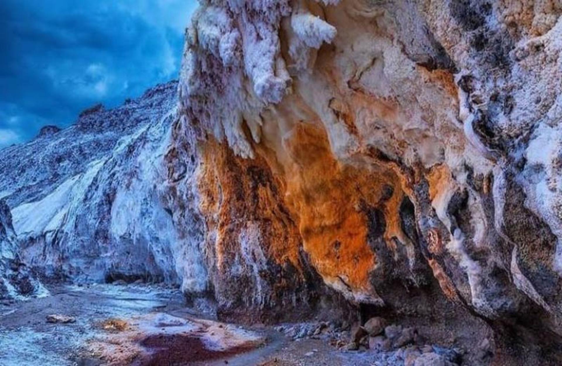 قندیل‌های غار و گنبد خرسین