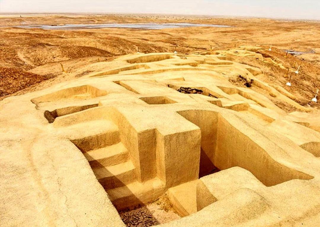 بقایای سازه های چندهزار ساله در شهر سوخته