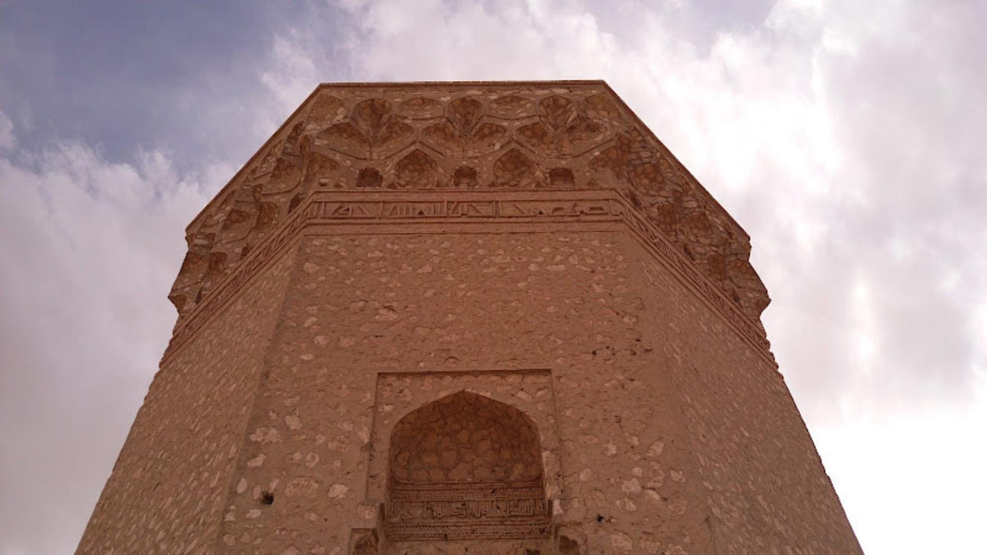 معماری گنبد عالی ابرکوه