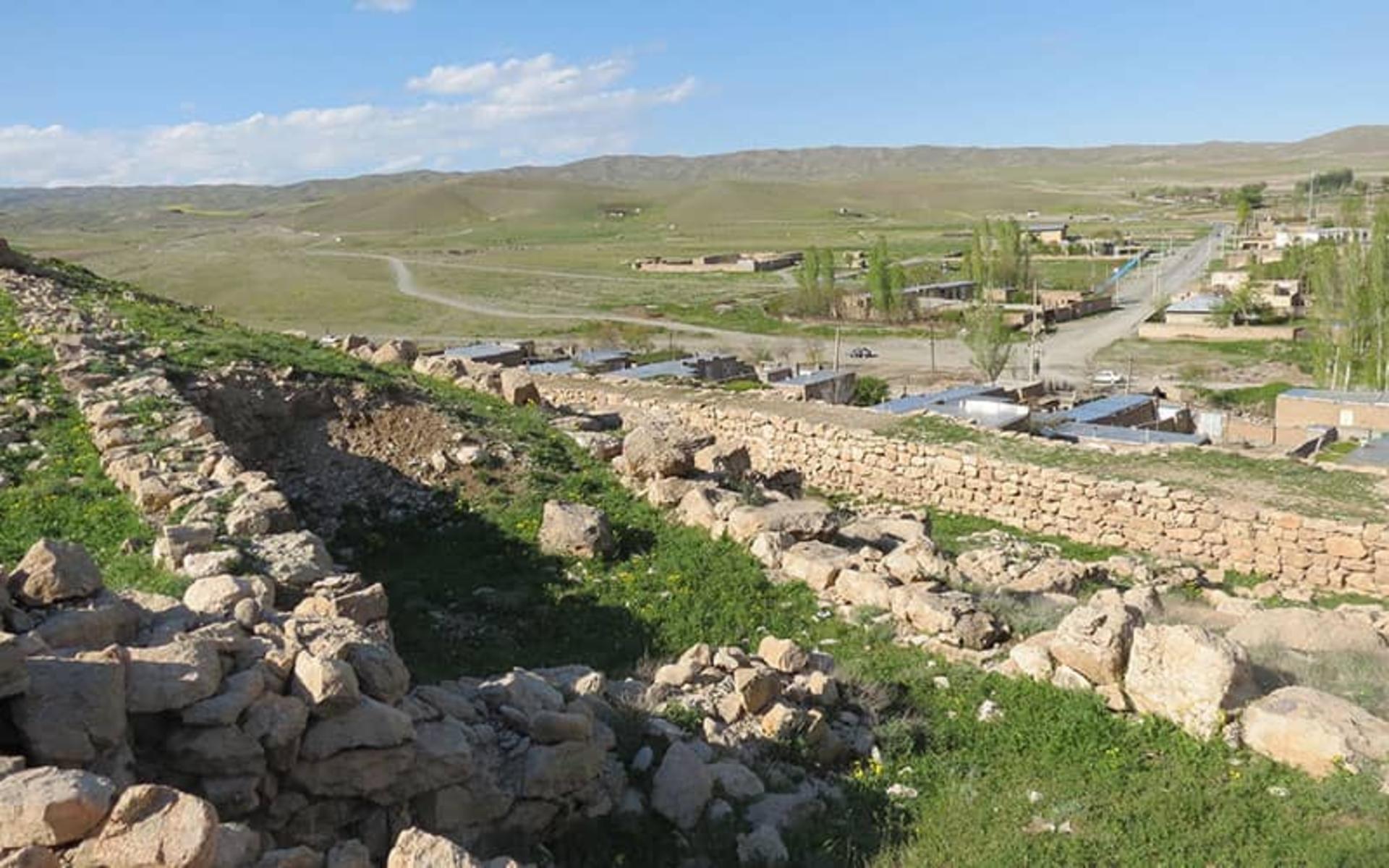 قلعه بسطام