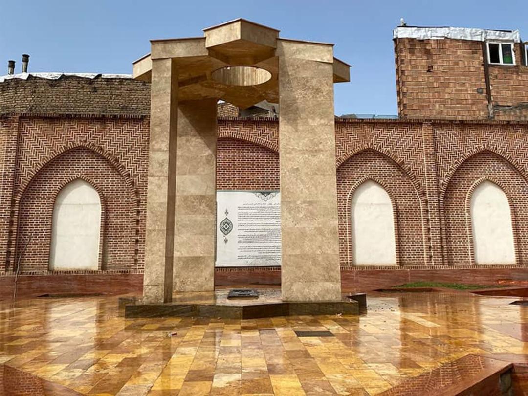 آرامگاه پوریای ولی