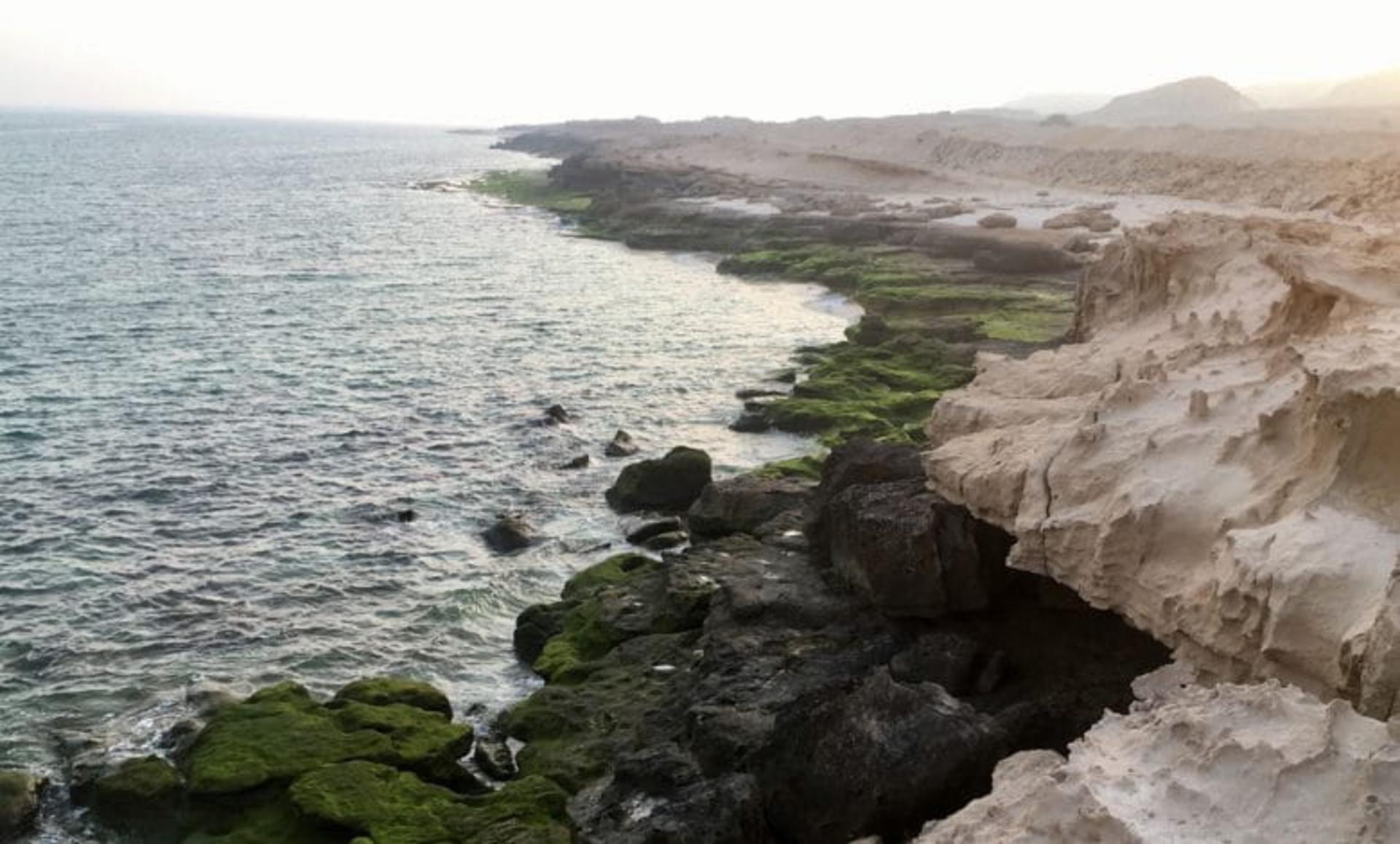 عکس جزیره هنگام