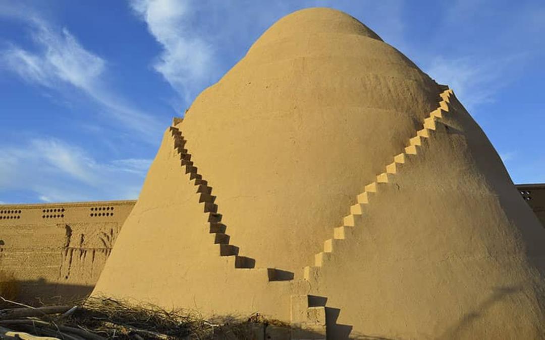 جزییات معماری یخچال خشتی میبد