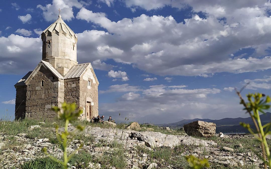 کلیسای مریم مقدس ماکو (کلیسای زور زور)