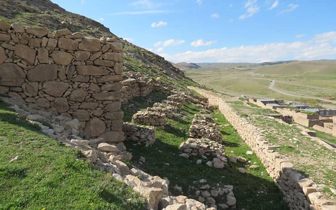 قلعه بسطام