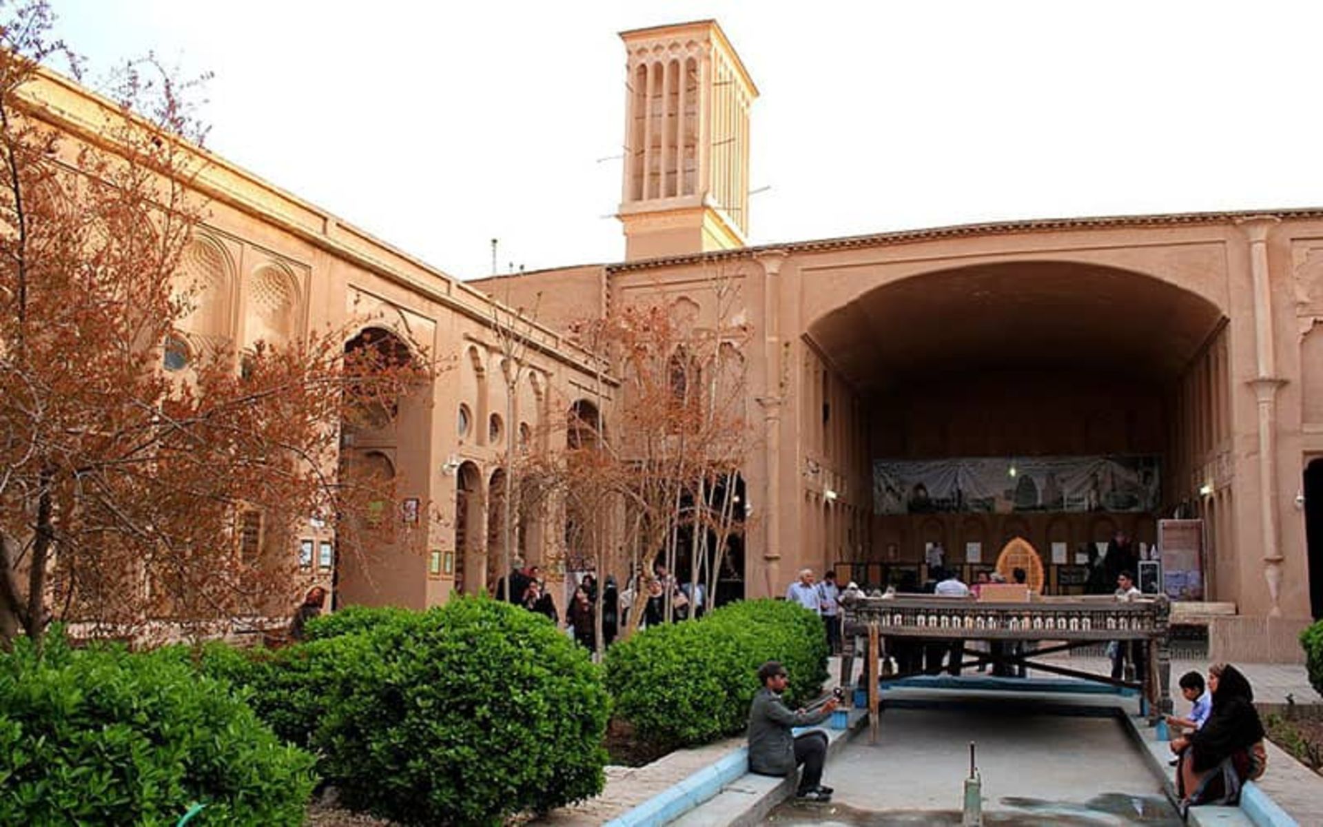 خانه لاری ها یزد