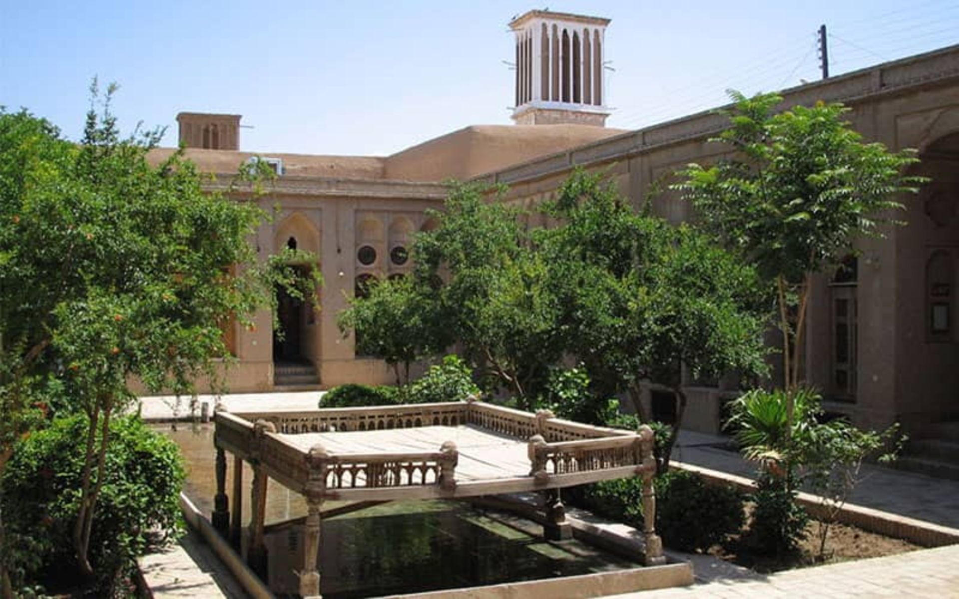 خانه لاری ها یزد