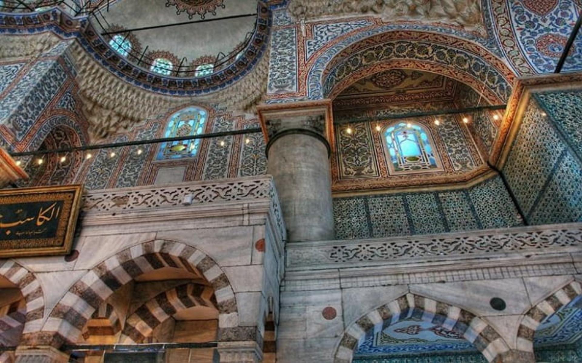 کاشی‌کاری مسجد آبی