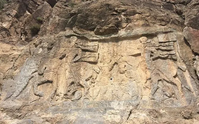 سنگ‌نگاره خان تختی سلماس 