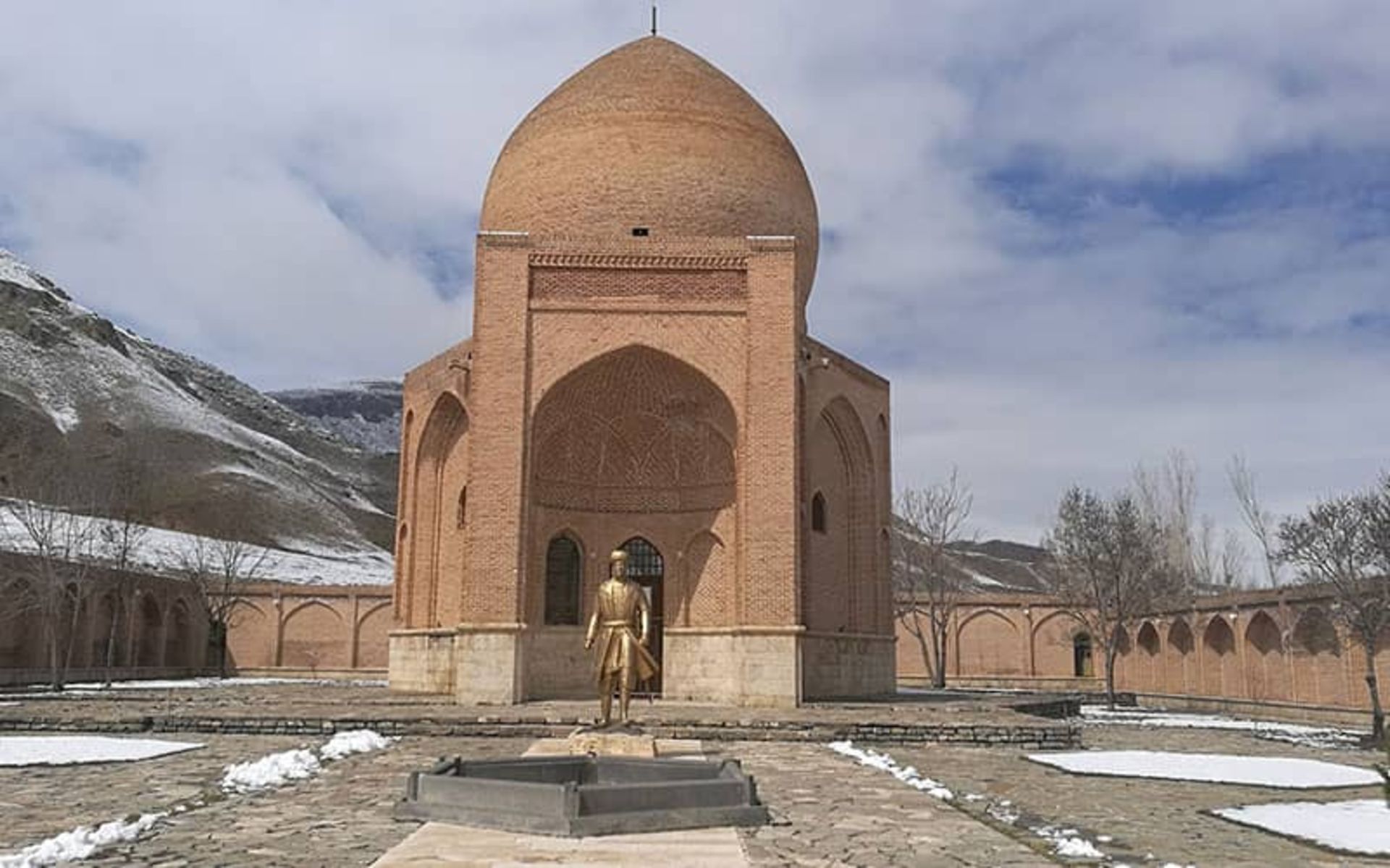 مقبره سید صدرالدین