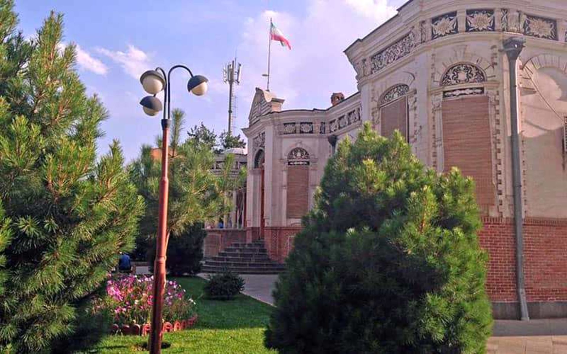 ساختمان شهرداری خوی