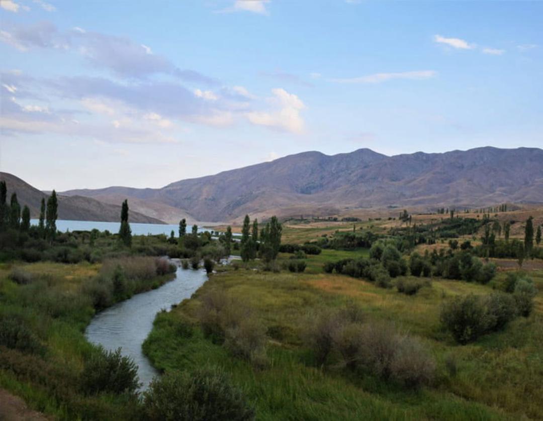 منظره رود نمرود و روستای سله بن از نمای بالا