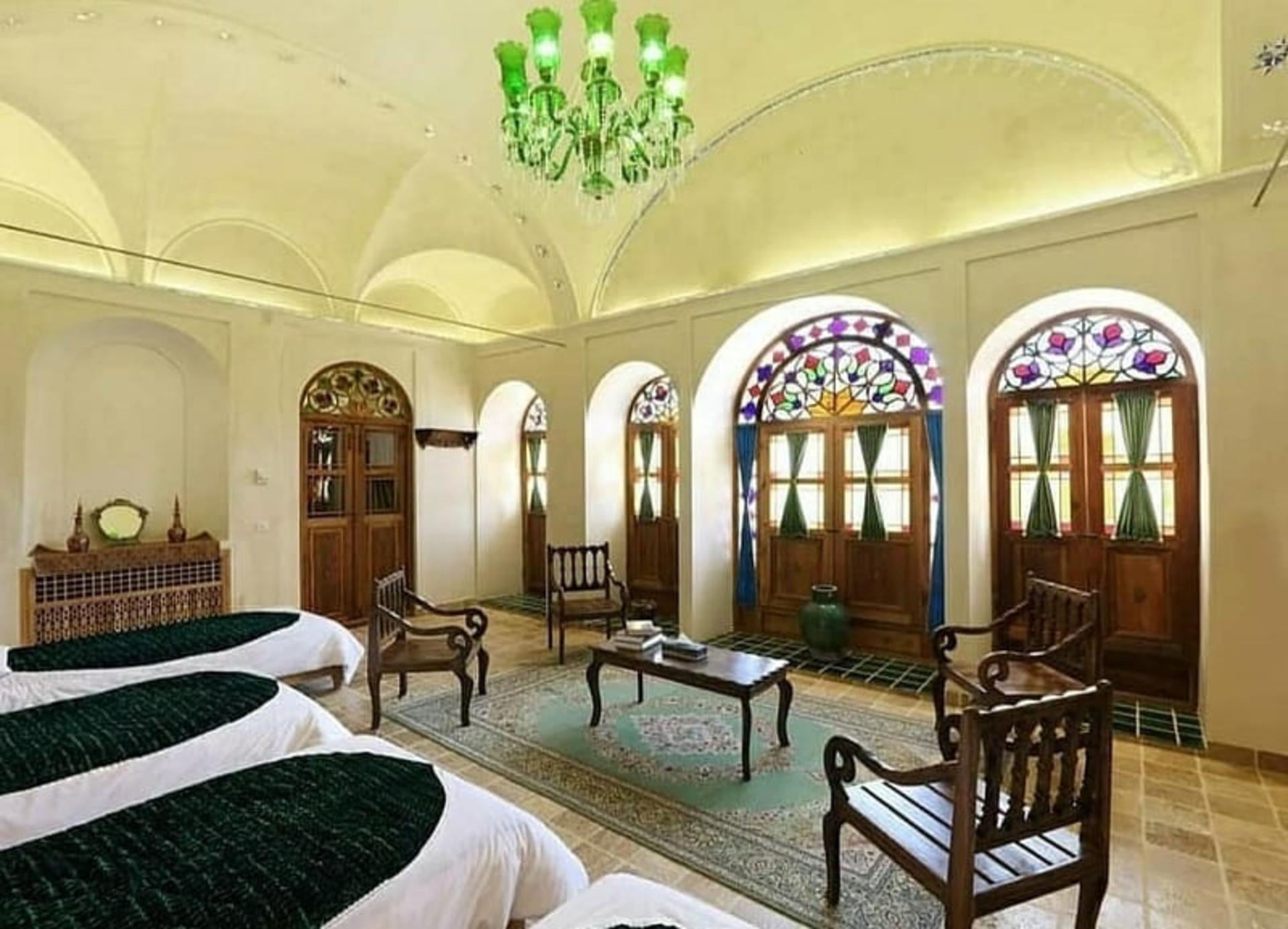 هتل مرشدی 