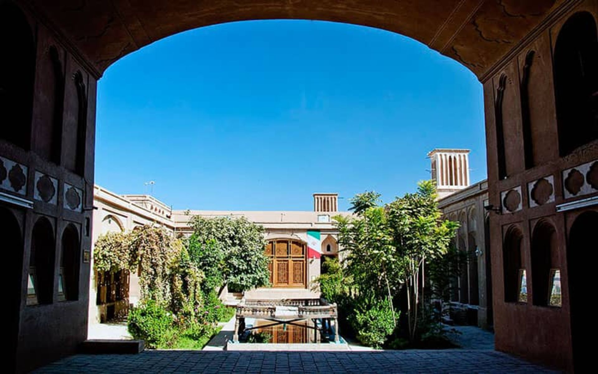 خانه لاری ها یزد
