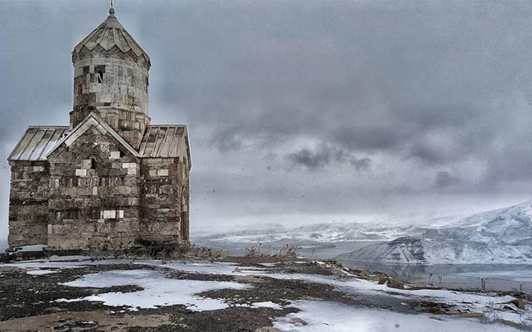 کلیسای مریم مقدس ماکو (کلیسای زور زور)