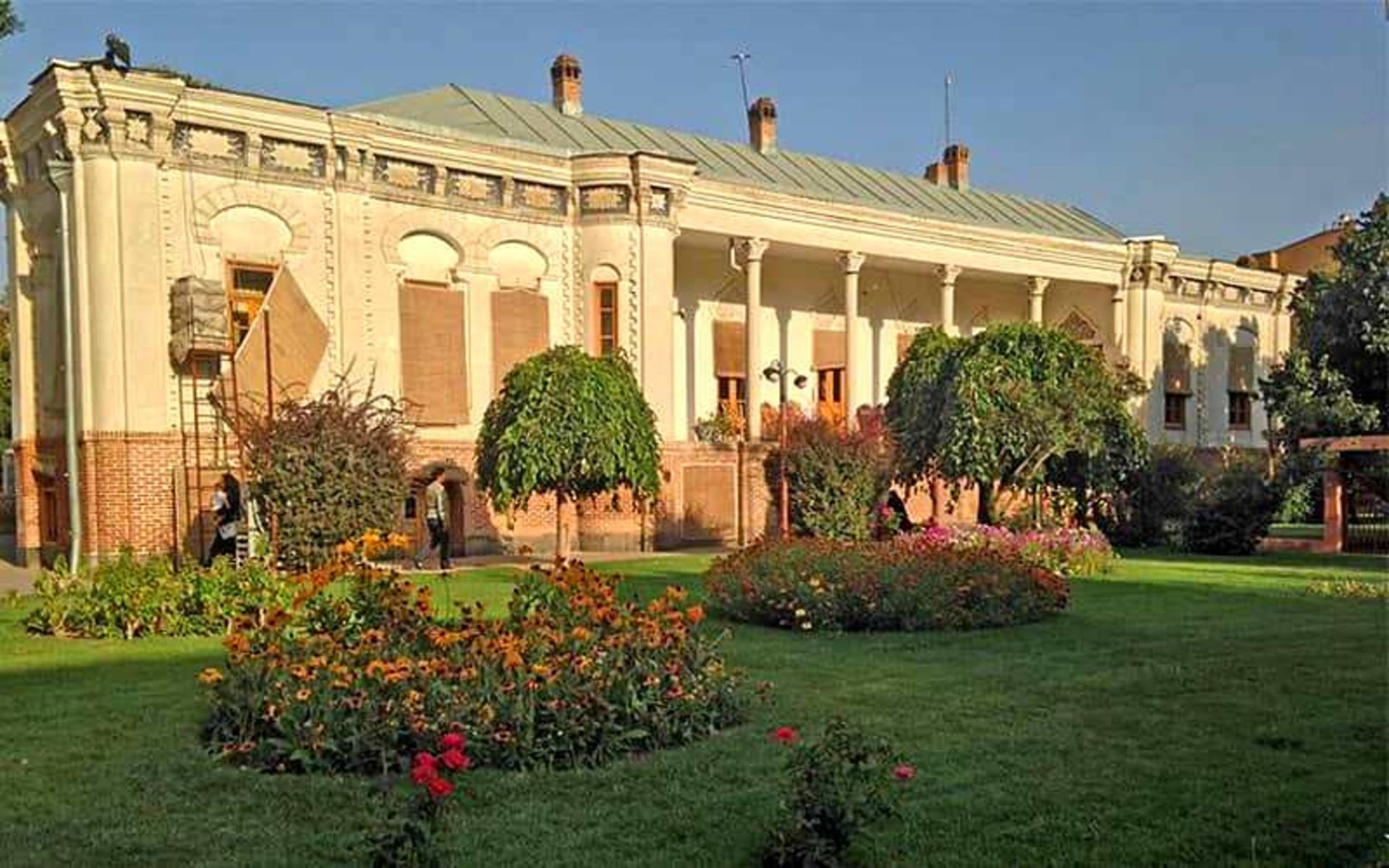 ساختمان شهرداری خوی