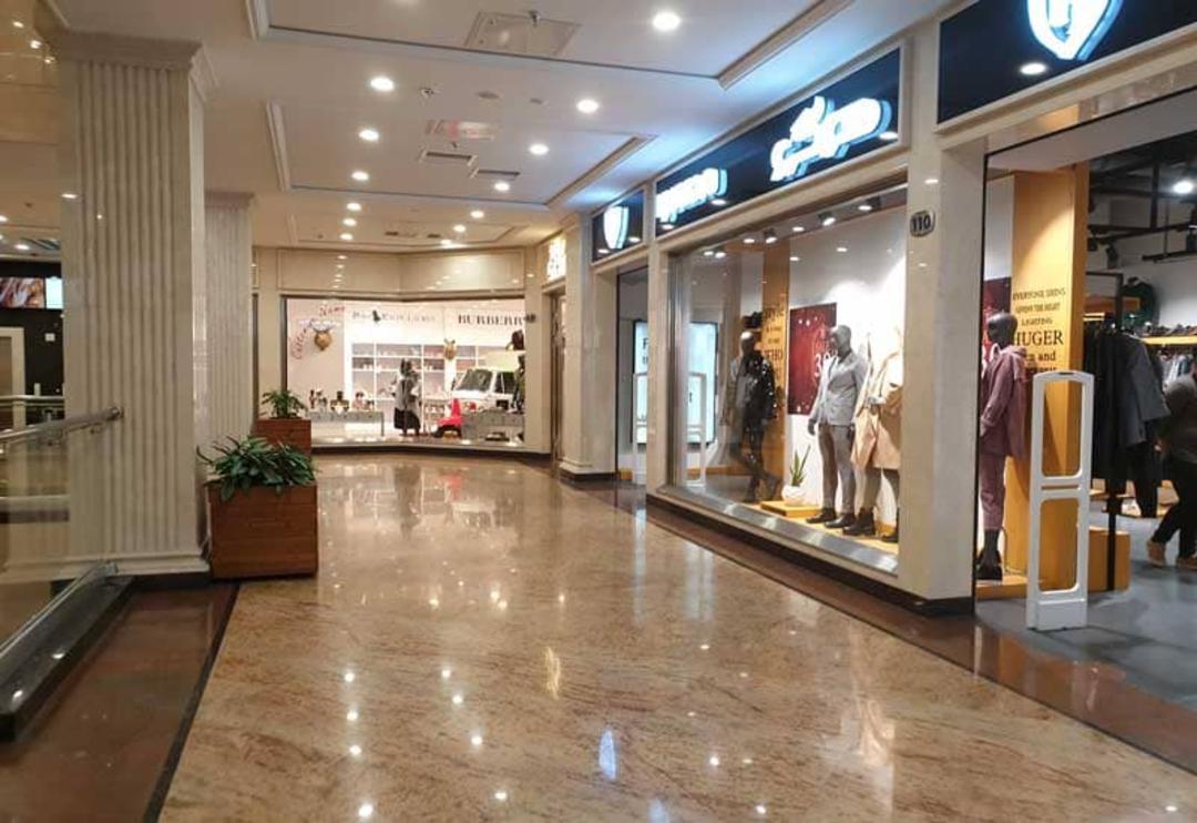 فروشگاه‌های مرکز خرید گالریا