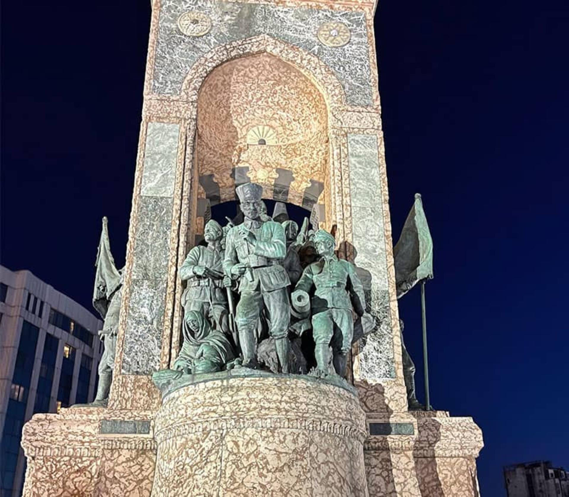 2021-11-d8db8f55-7daa-4a64-aa93-9ce23594098c