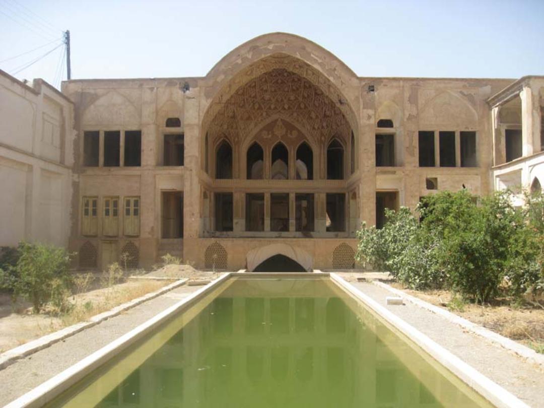 خانه شریفیان