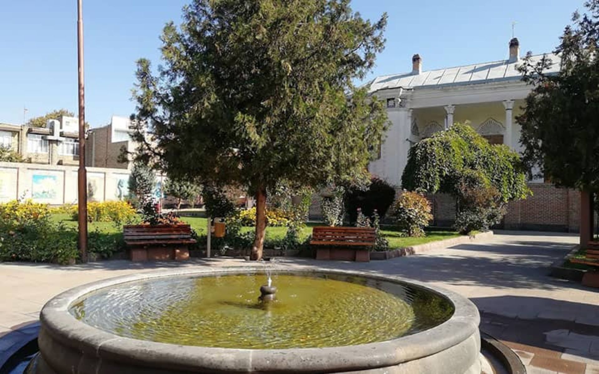 ساختمان شهرداری خوی