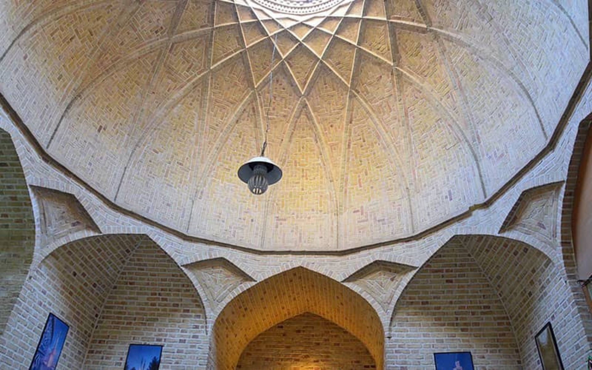 مدرسه ضیائیه (زندان اسکندر)