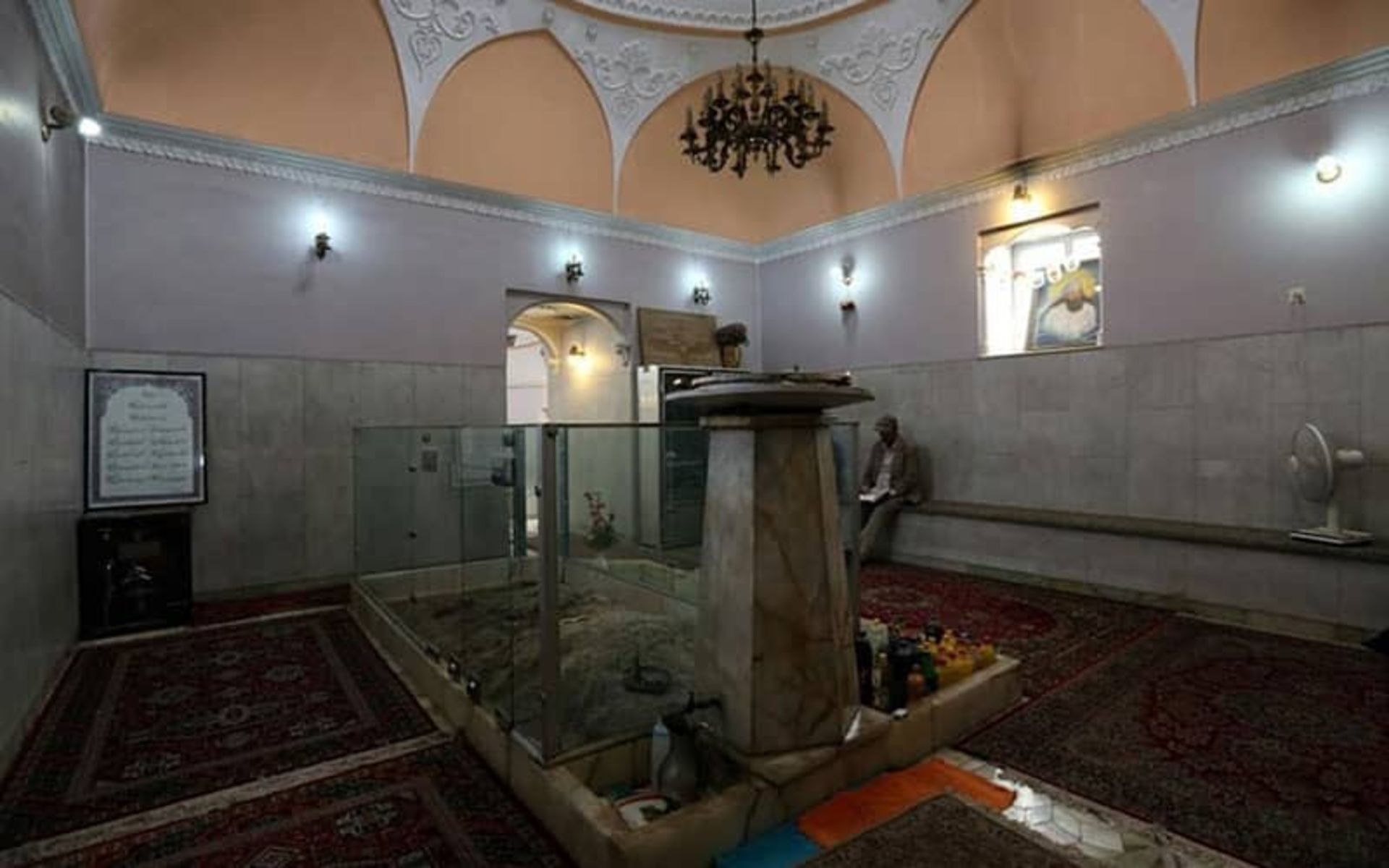  زیارتگاه پیر هریشت