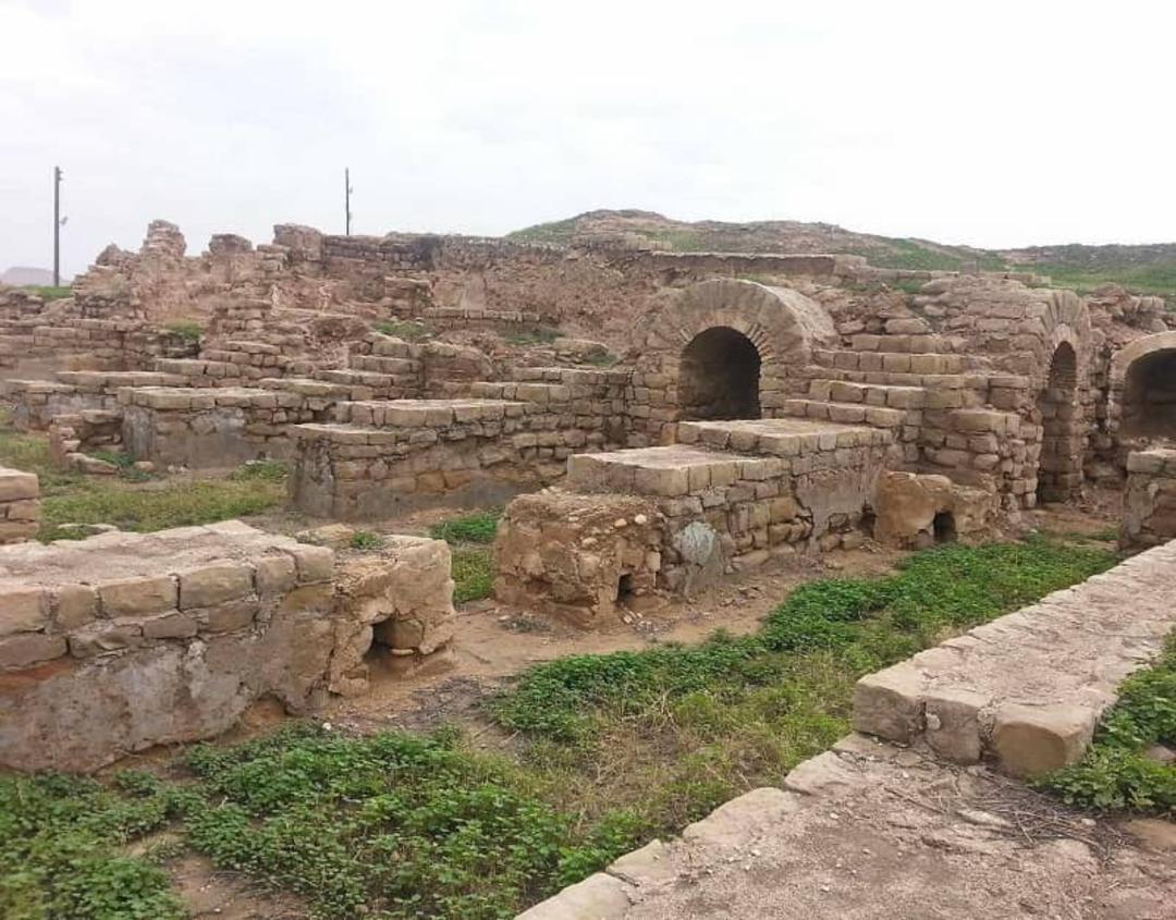 قلعه نادری لافت