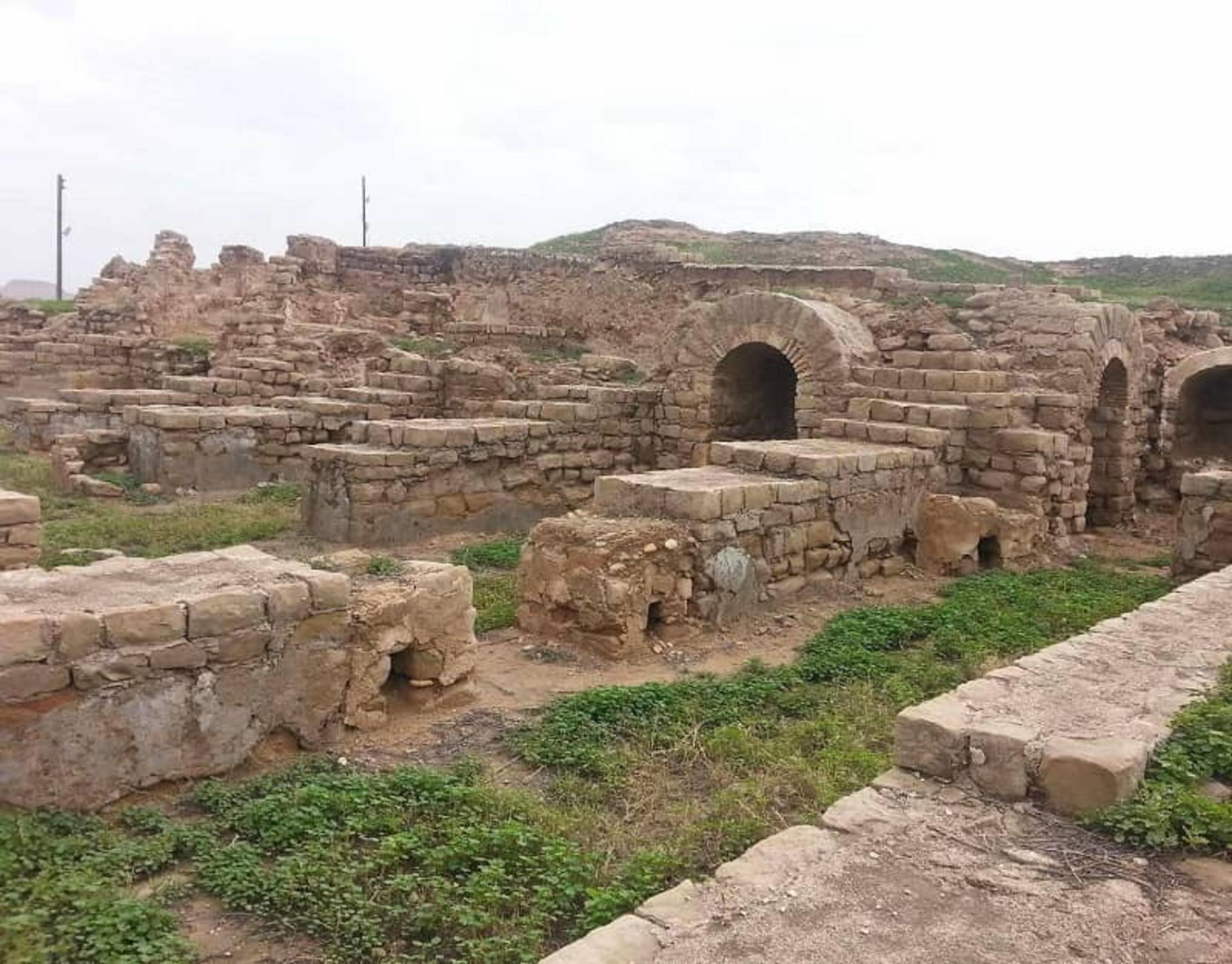 قلعه نادری لافت