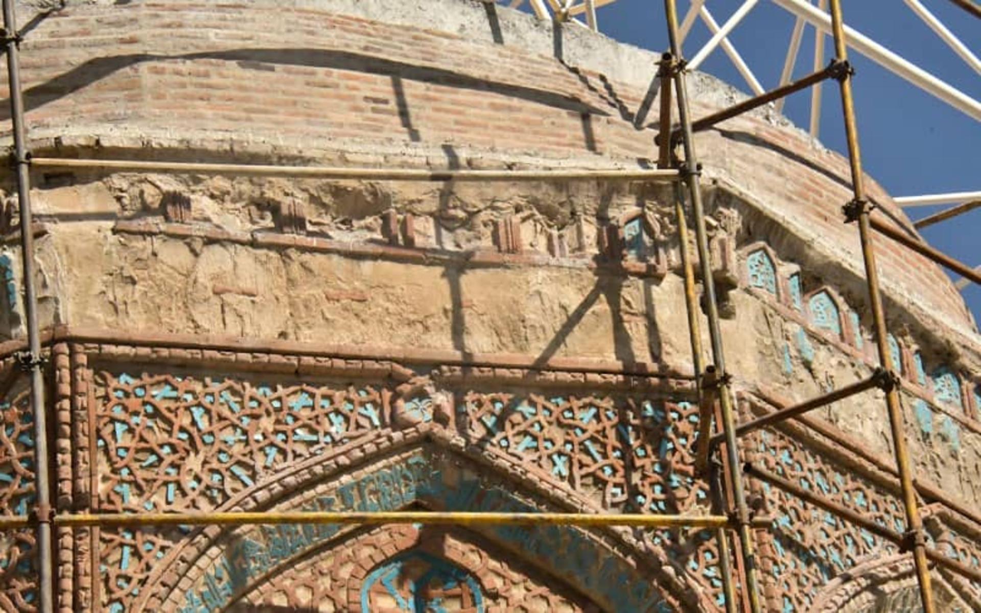 گنبد کبود مراغه