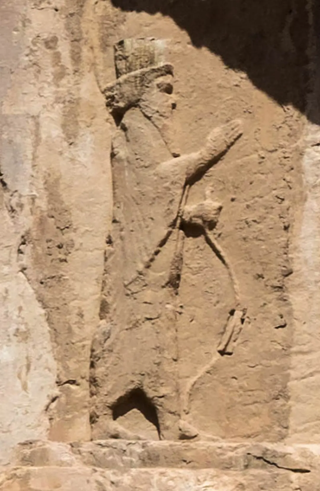 نقش برجسته اردشیر یکم هخامنشی