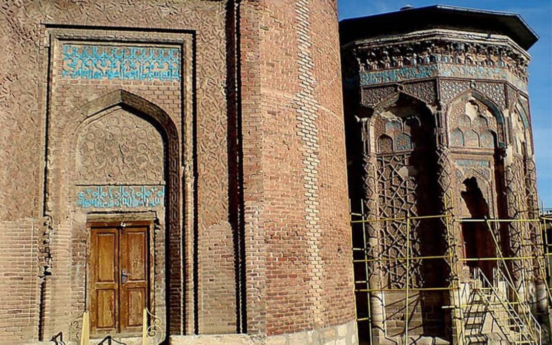 گنبد کبود مراغه