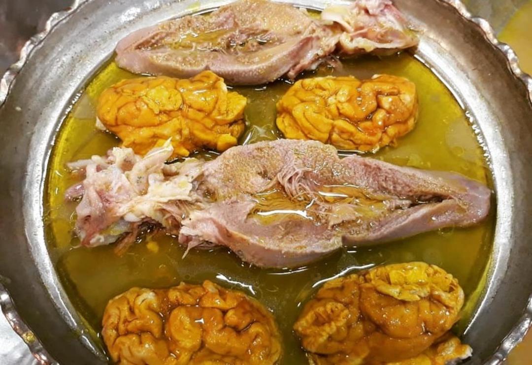 طباخی نشاط