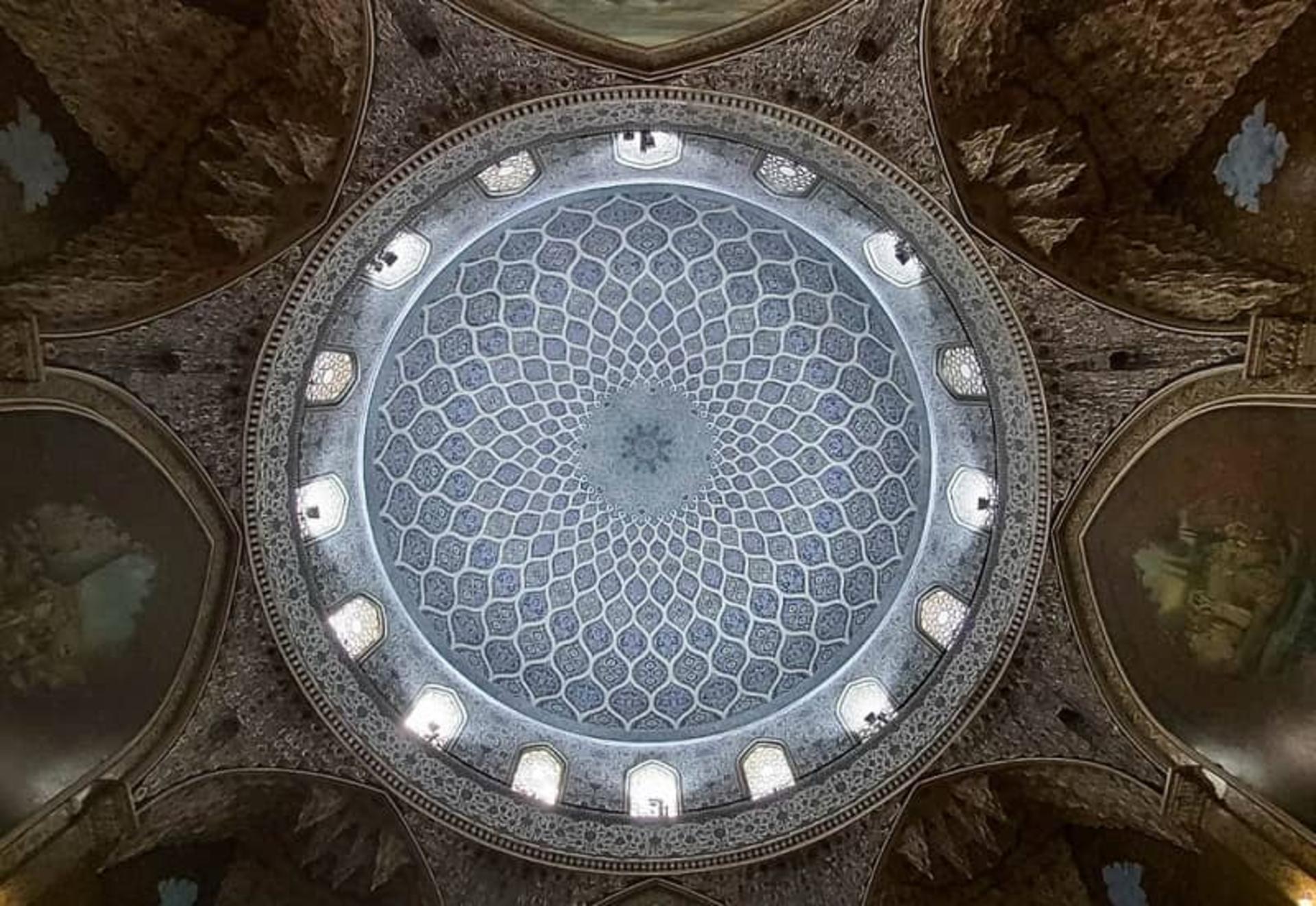 سقف کاخ مرمر