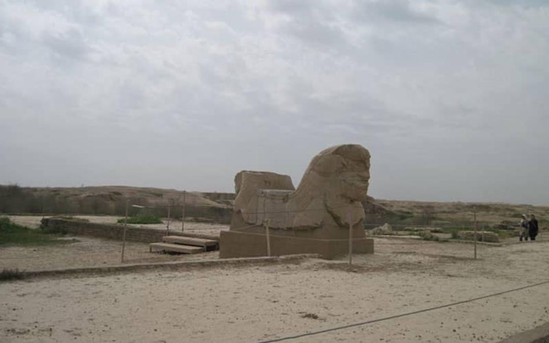 سرستون کاخ آپادانا شوش